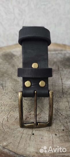 Мужской кожаный ремень ручной работы