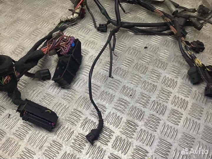 Проводка подкапотная Audi A4/S4