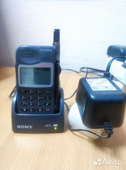 Телефон Sony CMD-Z1. Ретро