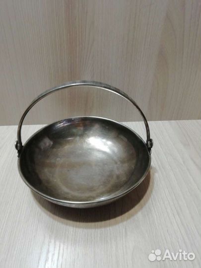 Мельхиоровая конфетница