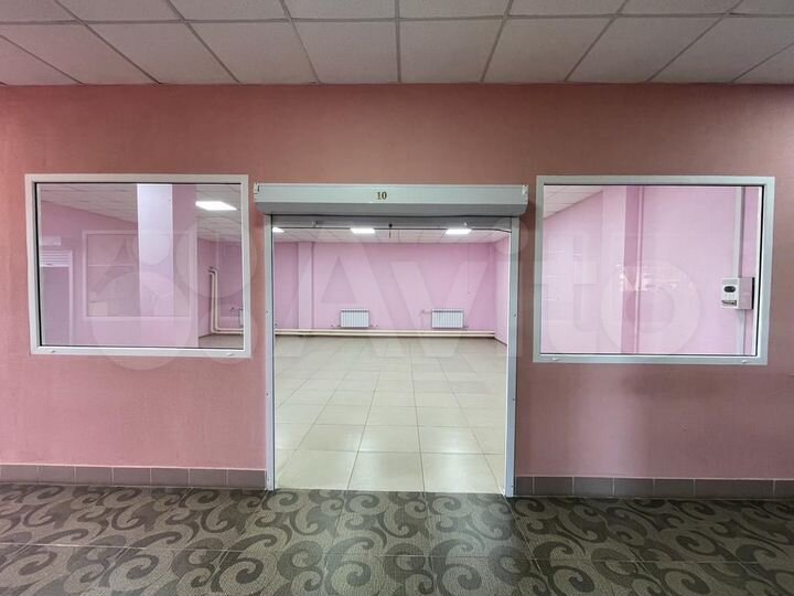 Торговая площадь, 68.7 м²
