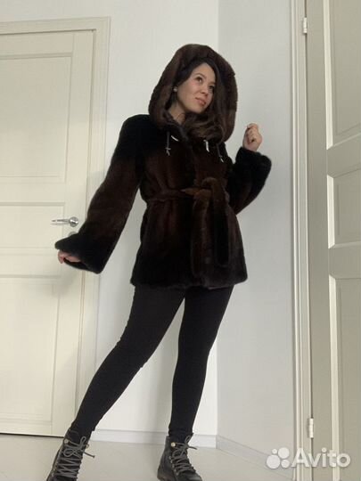 Шуба норковая с капюшоном 42 44