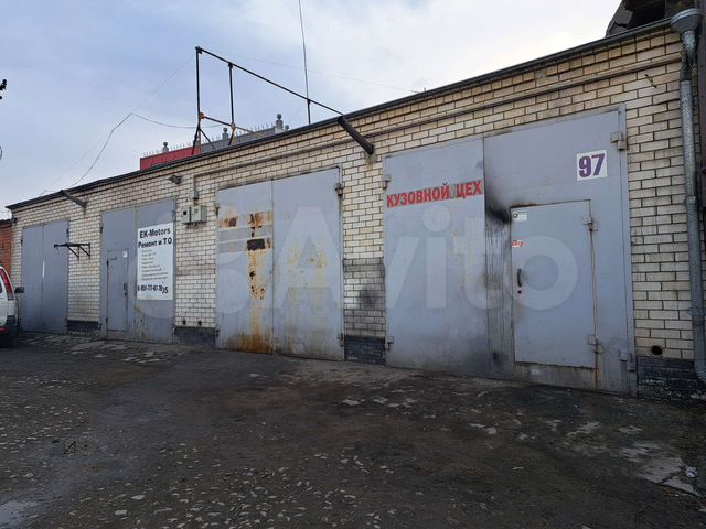 Гараж, > 30 м²