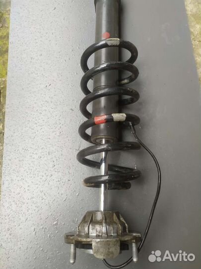 Комплект стойки амортизаторы