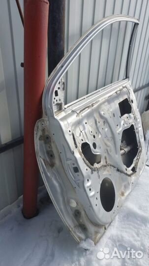 Дверь передняя правая toyota corolla 2008 г