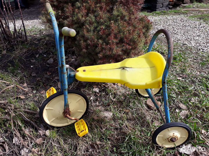 Трехколесный детский велосипед СССР