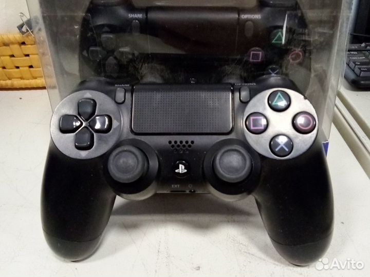 Геймпад Sony PS4. Джойстик Dualshok 4