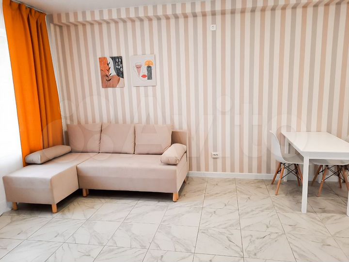 Квартира-студия, 43 м², 1/3 эт.