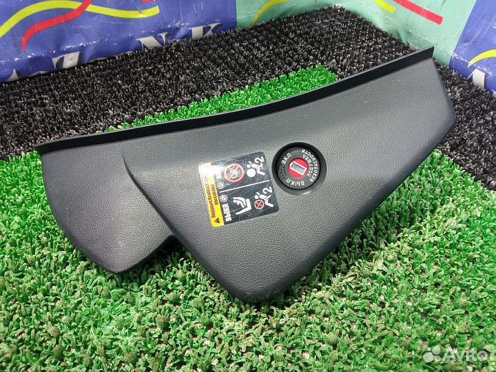 Накладка торпедо боковая правая Honda CR-V