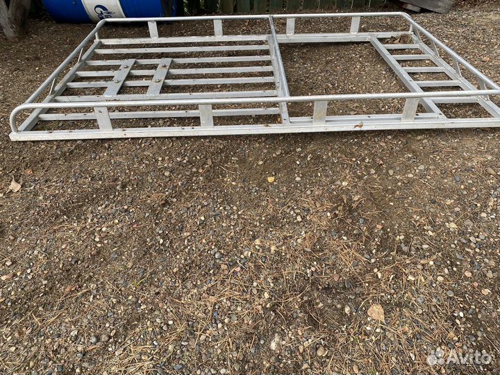 Автобагажник на крышу