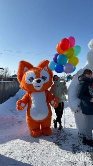 Поздравление от Белого медведя и Чебурашки