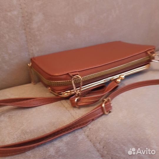 Сумочка для телефона новая