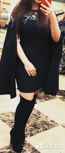 Вечернее платье