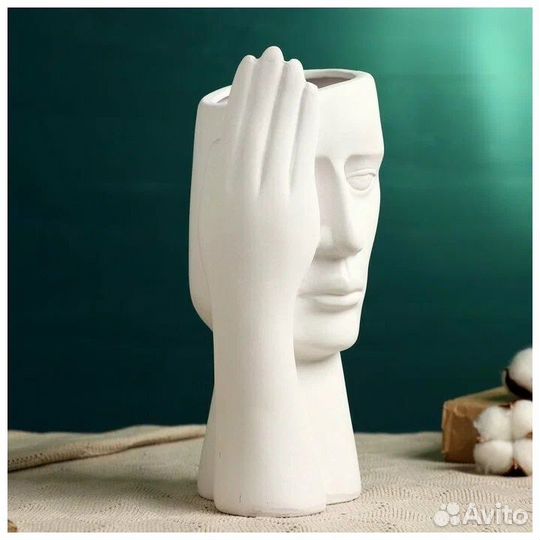 Статуэтки для интерьера, кашпо, ваза