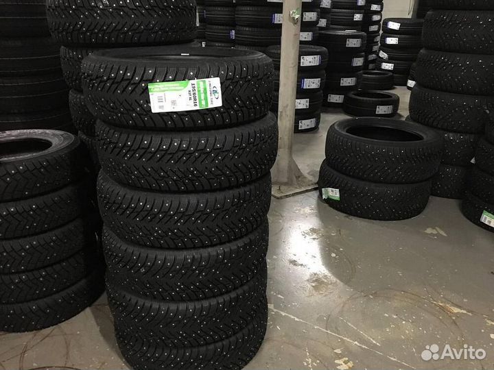 LingLong GreenMax Winter Grip 2 215/60 R16 95T