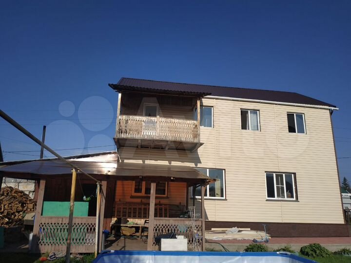 Дом 146 м² на участке 5 сот.