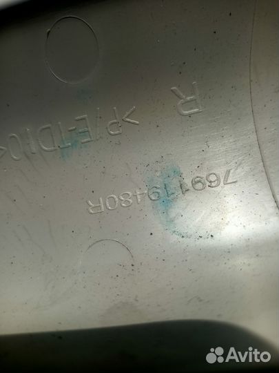 Обшивка стойки передняя правая Renault Sandero 2