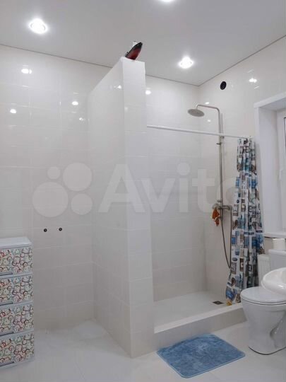 Дом 175 м² на участке 3 сот.