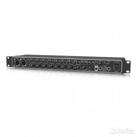 Студийный Аудиоинтерфейс Behringer UMC1820 - USB