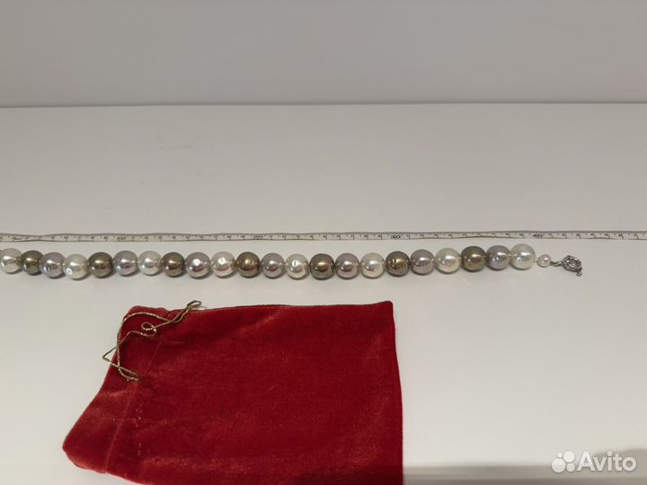 Ожерелье из искусственного жемчуга