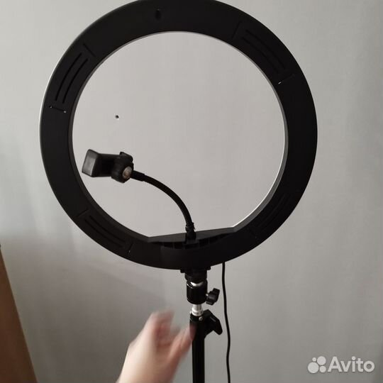 Кольцевая лампа со штативом бу