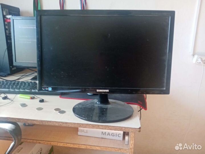 Монитор Samsung