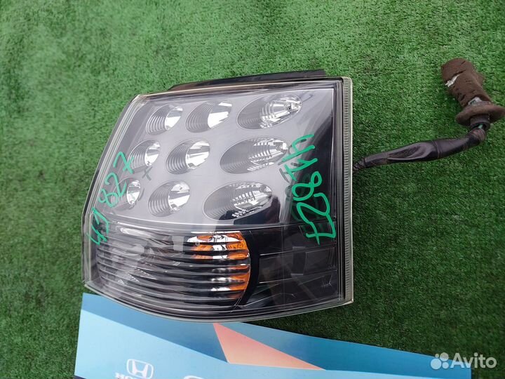 Фонарь задний правый Mitsubishi Outlander CW XL