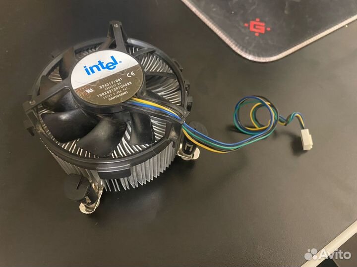 Кулер для процессора Intel D34017-001