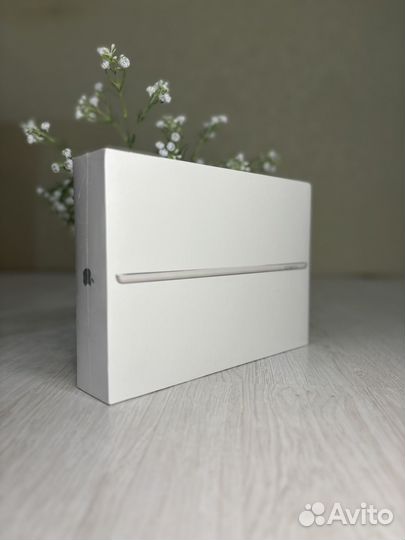 Apple iPad 9th Generation 10.2 New Silver