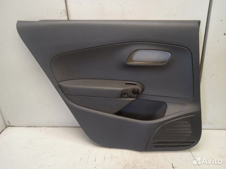 Обшивка двери задняя левая Volkswagen Polo 2011
