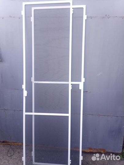 Москитная сетка на балконную дверь