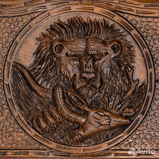 Нарды и шашки резные Лев и его добыча 60 х 60 см бук Армения 62764