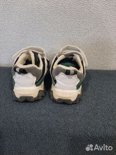 Кроссовки детские 17 размер