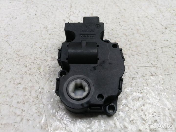 Моторчик привода заслонок отопителя BMW X3