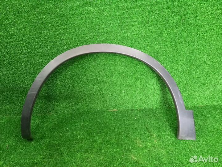 Накладка на крыло передняя левая Nissan Qashqai