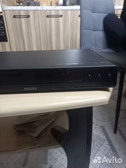 Blu ray плеер philips