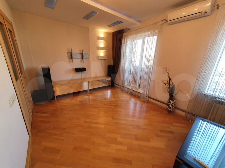 4-к. квартира, 98,2 м², 10/10 эт.
