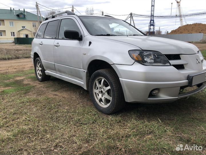Mitsubishi Outlander 2.4 AT, 2002, 204 000 км