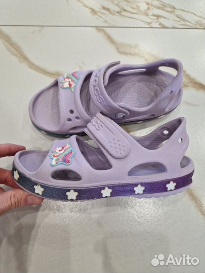 Сандалии crocs для девочки