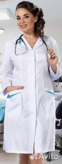 Белый медицинский халат женский