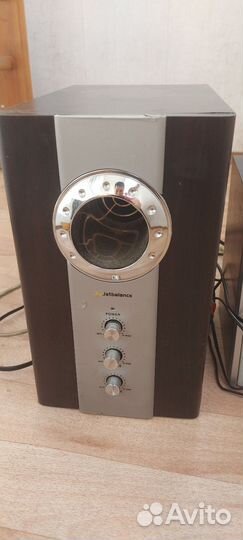 Акустические колонки и самбуфер