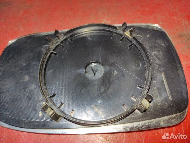 Зеркальный элемент Ford Mondeo 1 универсал 1.8I