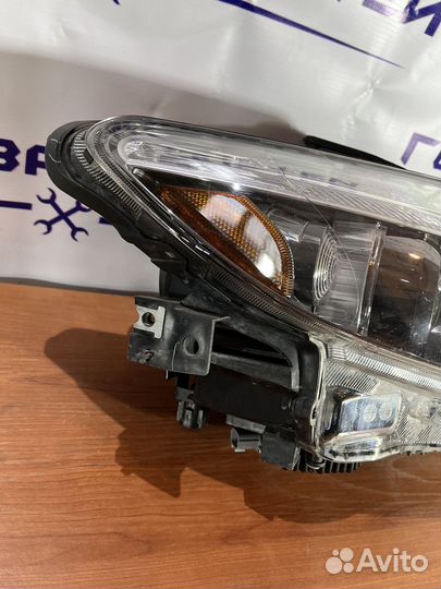 Фара Nissan Murano
