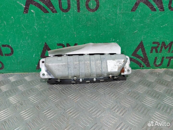 Подушка безопасности коленная Mercedes E-Class