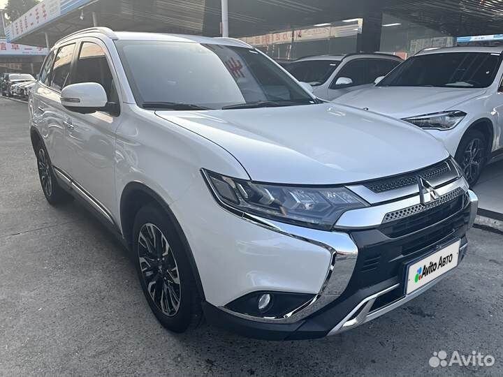 Mitsubishi Outlander 2.4 CVT, 2021, 53 200 км