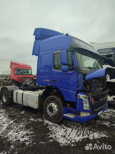 Volvo FM4 2016 г. задняя подвеска штанга кронштейн