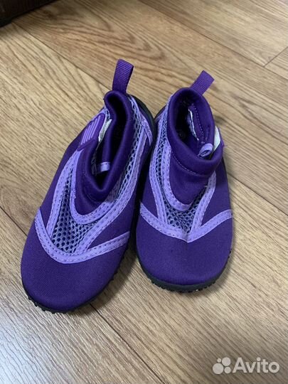 Аквашузы для девочки