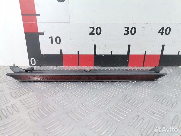 Стоп-сигнал Volkswagen Golf 3 1999 1J6945131C