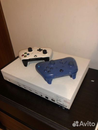 Xbox One s