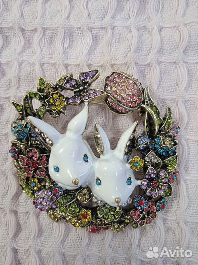 Малые брошки